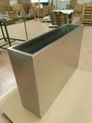 China Custom Stainless Steel Rectangular Garden Planter Extra Large Metal Flower Pot for sale