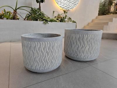 Cina Elegante e resistente La nostra piantatrice in argilla rinforzata è la scelta perfetta per i giardini moderni in vendita