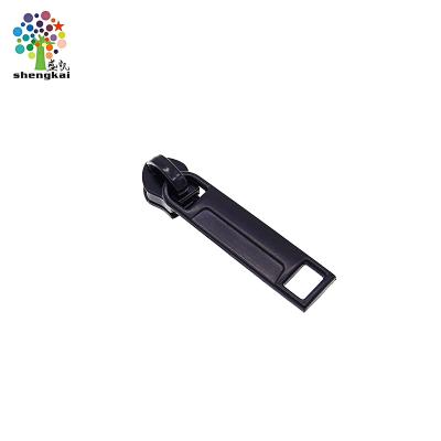 China Eco - Friendly Garment Metal Zipper Puller Zipper Puller Branded For School Bag for sale