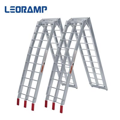 China 1 Year Warranty Entrance Ramp Portable Aluminum Shop Vehicle Ramp 226CM*30CM for sale