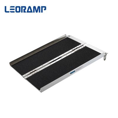 China Wholesale Aluminum Portable Bus Outdoor 5ft Wheelchair Ramp for sale