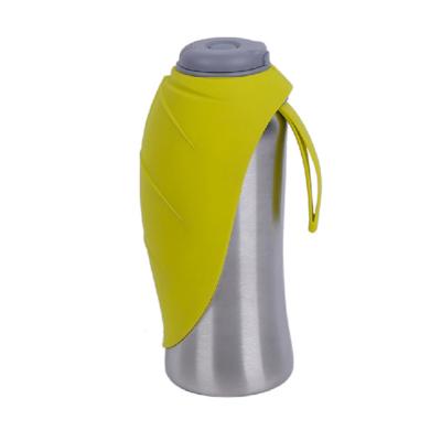 China Sustainable Factory Creative Folding Water Bottle With Silicone Feeding Water Bottle For Outdoor Pets Walking for sale