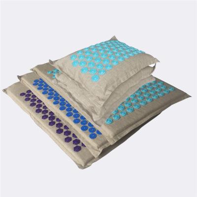 China Inner Cervical Massage Mat Set For Back And Body Pain Sponge Cover Canvas Accupressure Massage Mat With Buckwheat Pillow Set for sale