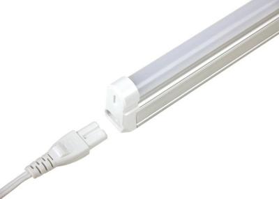 Chine Verdissez la lumière de tube de 1200mm 1600lm 18Watt 4ft LED 60 hertz avec la longue durée à vendre