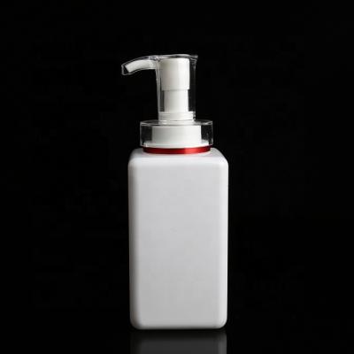 China Household products fit 500ml white plastic hand sanitizer shampoo container16.7oz white plastic dispenser pump lotion PET cosmetic packaging for sale