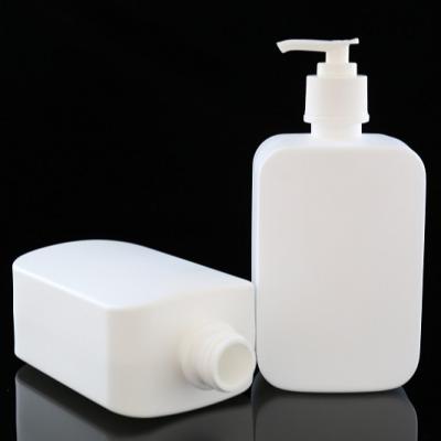 China White Household Products Sqare HDPE Plastic Lotion Bottle 500ml Spray Pump Bottle for sale