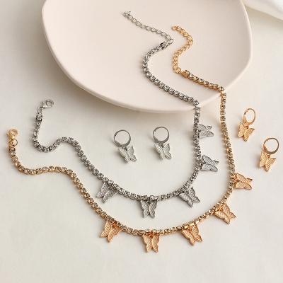 China Cute Temperament Butterfly Jewelry Set Gold Plated Fresh Small Butterfly Circle Earrings Necklace Set for sale