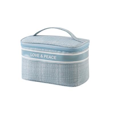 China Luxury Fashion Travel Cosmetic Bags And Cases for sale