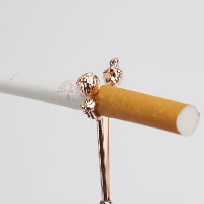 China Creative Women's Design Accessories Ring Cigarette Holder Smoking Cigarette Holder Smoking Clip for sale