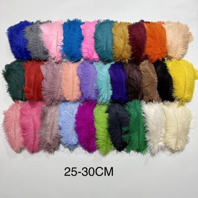 China Decorations High Quality 25-30cm Artificial Ostrich Feathers Dyed Red Ostrich Feather Bulk  For Wedding Party for sale