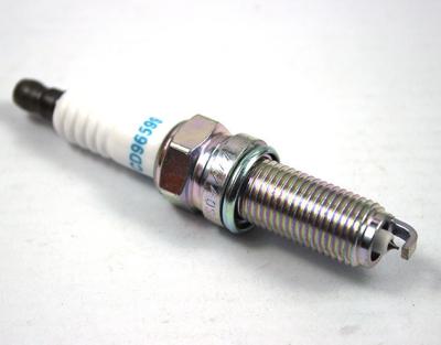 China Nickel Alloy Brush Cutter Spark Plug Bpr6hs E6rtc Spark Plug for sale