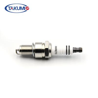 China Takumi Spark Plug auténtico B6RETC para los motores de NGK Honda y otros pequeños motores en venta