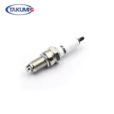 China tomada D8TC/DP8EA-9 da centelha elétrica das peças de automóvel da tomada de ignição da motocicleta para a motocicleta e o motor pequeno à venda