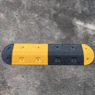 China Road Safety Long Lasting Speed ​​Bump /hump Breaker for sale