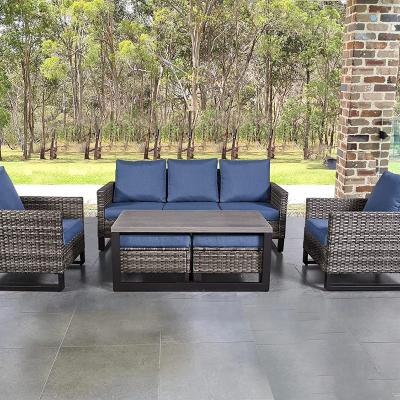 China Modern popular garden table and chair set hot selling rattan dining set with cushions for sale