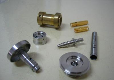 China Copper Precision CNC Turning Parts Machining for Pump Connector and Shaft for sale