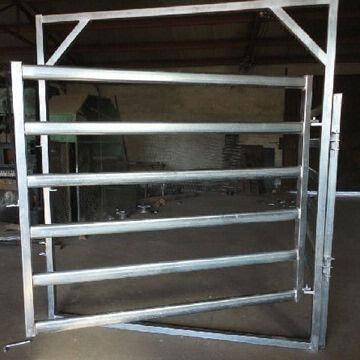 China Galvanized  Round Oval 40mm 6-bar Rail Livestock Sheep Panels for sale