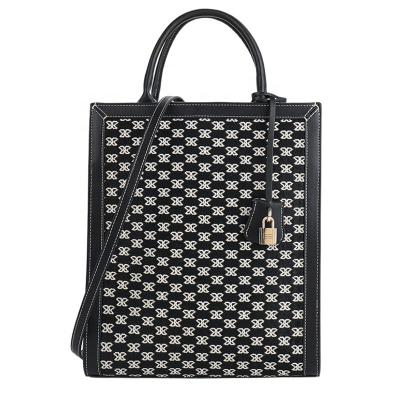 China Fashion Wholesale Women Fashion Temperament PU Leather Black Cross - Body Tote Bag With Adjustable Strap for sale