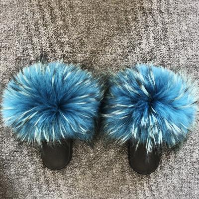 China 2021 fashion trend hot sale lovely style raccoon slides with fur fall fur slides real raccoon fur slides for sale