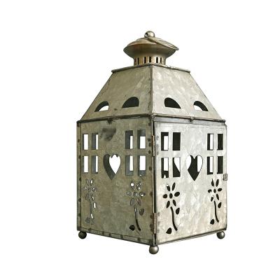 China Wedding Stage Decoration Vintage Country Decor Iron Candle Lantern Wrought Iron Candle Holder Garden Home Decor for sale