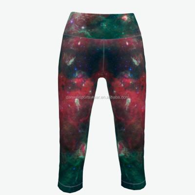 China Breathable Size Life Design Sports High Fitness Printed Sports Leggings Capris for sale