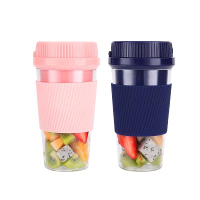 China Protable Fruit Juicer Juicer Portable Mini Mixer Grinder Automatic Cup for sale