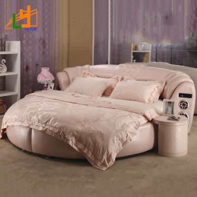 China Luxury European Design Soft Storage Bedroom Furniture , Modern Round Elegant King Size Leather Bed for sale