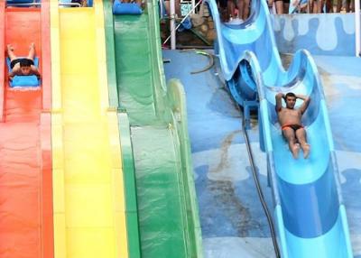 China Muti - Color Racing Outdoor Fiberglass Water Slides For Youth / Children for sale