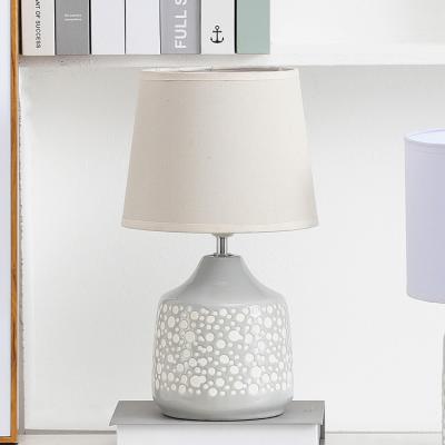 China Lighting works luxury hotel table lamp design nightstands lamp new 7 inch ceramic desk lamp for sale