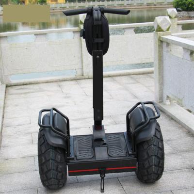 Chine Scooter de équilibrage d'individu électrique de 2 roues outre de Roading Segway avec le moteur balayé de C.C à vendre