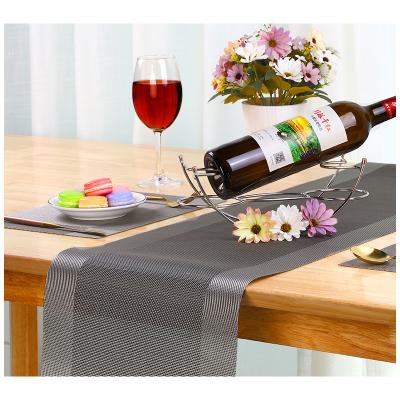 China Durable hot selling washable popular woven table runner teslin place mat restaurant pvc table runner for sale