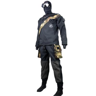 China Wear Resistant Scuba Diving Drysuit Waterproof Camouflage Colors for sale