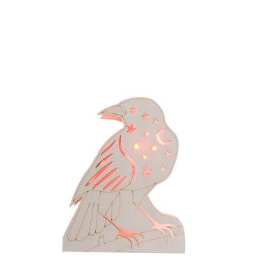 China Wholesale Halloween Design New Letter Crow Shaped Led Lighted Wooden Party Halloween Decoration for sale