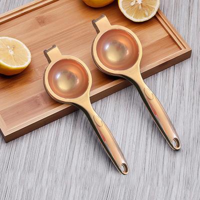 China Sustainable Aluminum Metal Manual Hand Die Molded Orange Citrus Lime Fruit Squeezer Lemon Squeezer for sale