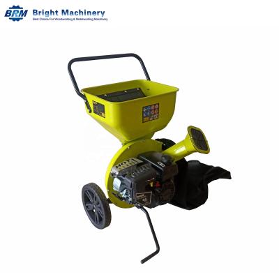 China Farms 196cc Gasoline Wood Chipper Shredder Wood Chipping Machine Garden Mulcher With 6.5hp Gasoline Engine for sale