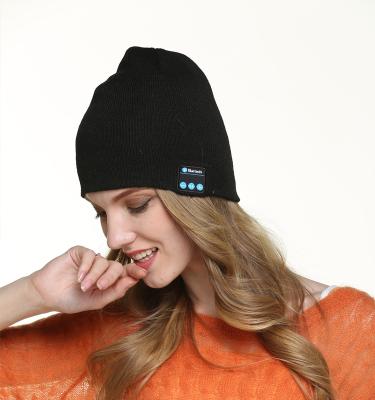 China Factory COMMON Winter Knitted Hat With Headphones Handfree For Music Music Wireless Hat for sale