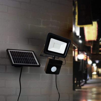 China 80 LED Metal Solar Motion Sensor Flood Light High Brightness 1000 Lumens for sale