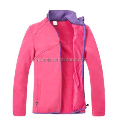 China Plus Size Outdoor Jacket For Women Spring Windproof Jacket for sale