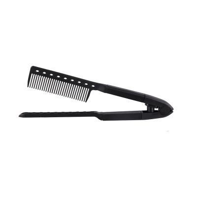 China Private Label Portable Plastic Handle Heat Resistant Salon Use Straightening Comb for sale