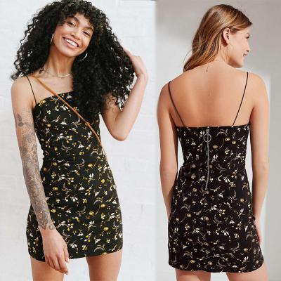 China verão quente ajustável do mini vestido de Bodycon do vestido das férias da cópia floral de correia de 2018 espaguetes à venda