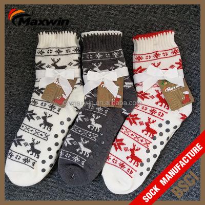 China Lady Comfort Chrismas anti-slip custom /reindeer/high quality home socks for sale