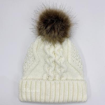 China COMMON 2022 Acrylic Pom Pom Chunky Plain Knitted Winter Hats Warm Outdoor Beanie for sale