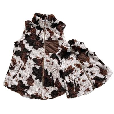 China Anti-Wrinkle Hot Sale Winter Vest Coats Brown Cow Printed Velvet Autumn Vest Coats Sleeveless Vest Tops Senior Mommy And Me for sale