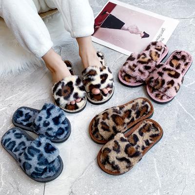 China Kids Flat Soft Fur Slides Furry House Slippers Fluffy Slides Summer Apartment Indoor Sandals Brand Shoes Leopard Shores Luxury Girls for sale