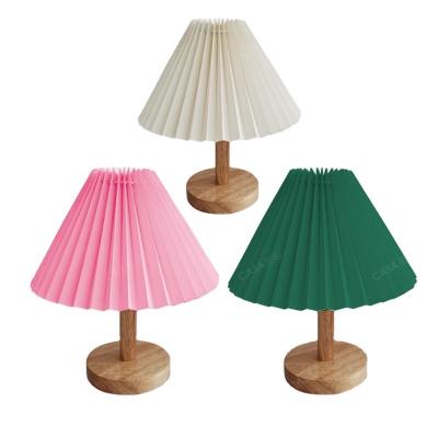 China Modern Vintage Bedside Table Lamp Mushroom Pleated Wooden Desk Lamps For Bedrooms Dining Room Table Lamp for sale