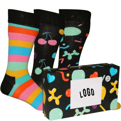 China Sporty wholesale custom logo design unisex funny calcetas giftbox cotton happiness socks colorful combed happy socks for sale