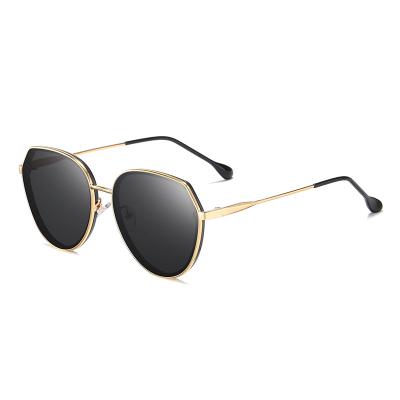 China Fashion Sunglasses Light Up Shade 2022 Wholesale New Hot Sale Round Sunglasses Polarized Sun Glasses Men Women UV400 for sale