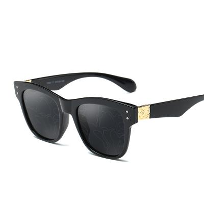 China Chinese Wholesale Trendy Polarized Sunglasses 2022 New Fashion Sunglasses Brand Custom Sun Glass for sale