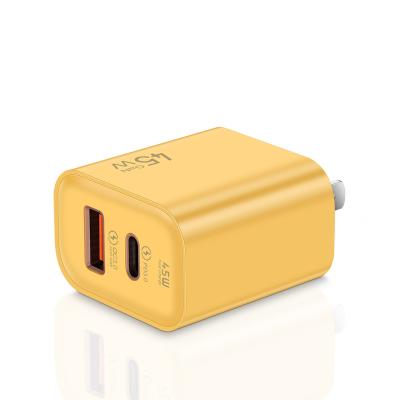 China Mobile Phone New Product 2023 Popular Fast  Charger With USB and type-c Cable Quick Charge For Iphone Charger Mobile Phone Cargador Celular for sale