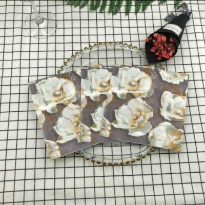 China Colorful High Quality Decoupage Folding Printed Tissue Paper Napkins For Weddings for sale